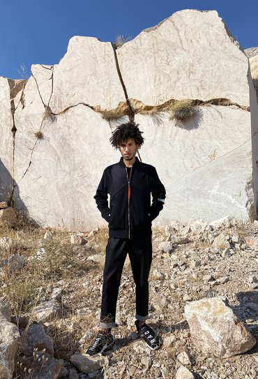 MNT04